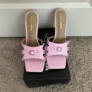 NWT Barbie Buckle Mule Heels| Pink